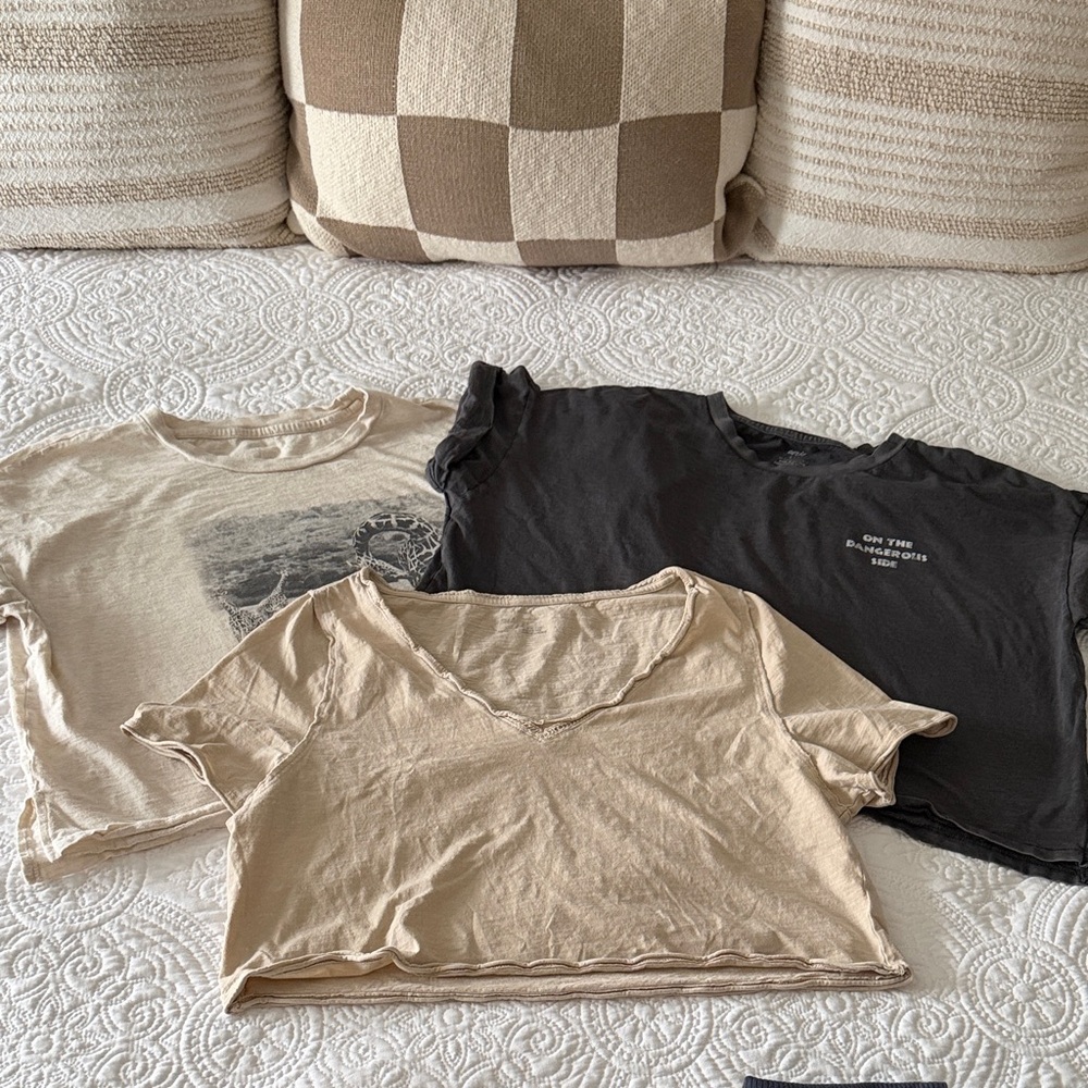 Aerie oversized size small crop top bundle.